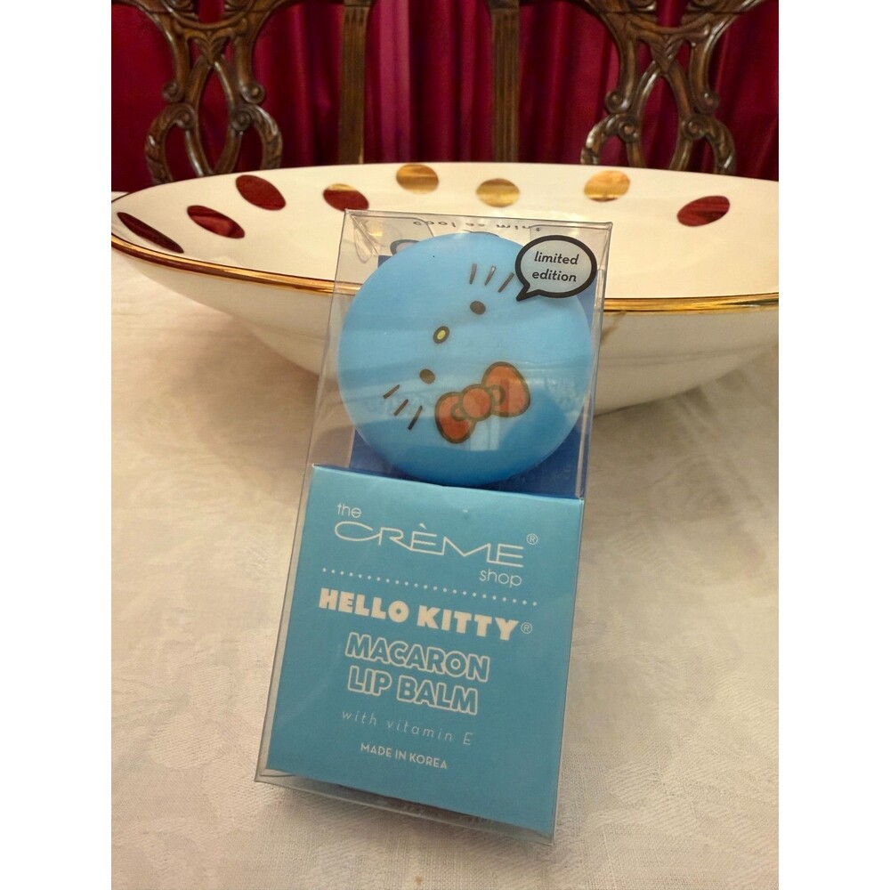 The Creme Shop  Hello Kitty / Macaron Lip Balm / Cool as Mint